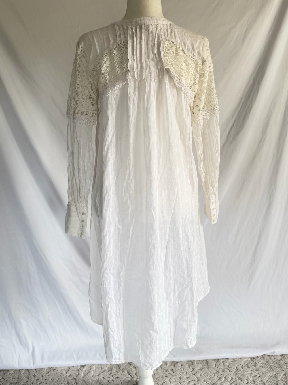 Featherbone by Anthropologie Ivory Lace Panel Button-Front Tunic Dress - Picture 8 of 9